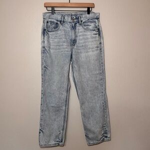 American Eagle 90s Boyfriend Jeans Size 8 High Rise Light Wash 100% Cotton